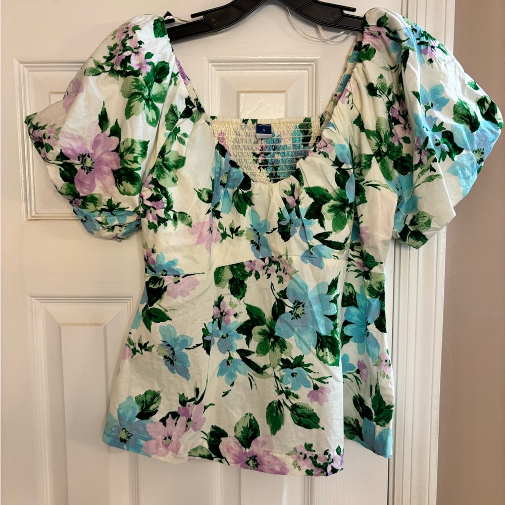Old Navy crop floral Blouse small